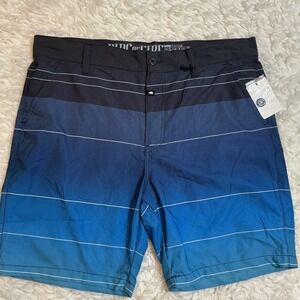 Ring of Fire Hybrid Shorts Mens 34‎ Teal Blue New Ombre Striped 4-Way Stretch